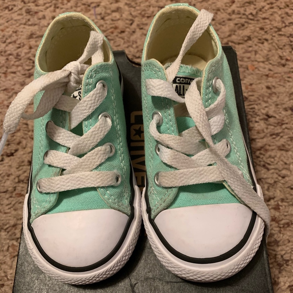 Converse Size 7